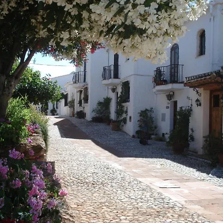 El Capistrano Sur Hotell 2*