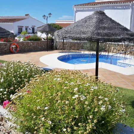 Hotell El Capistrano Sur 2*